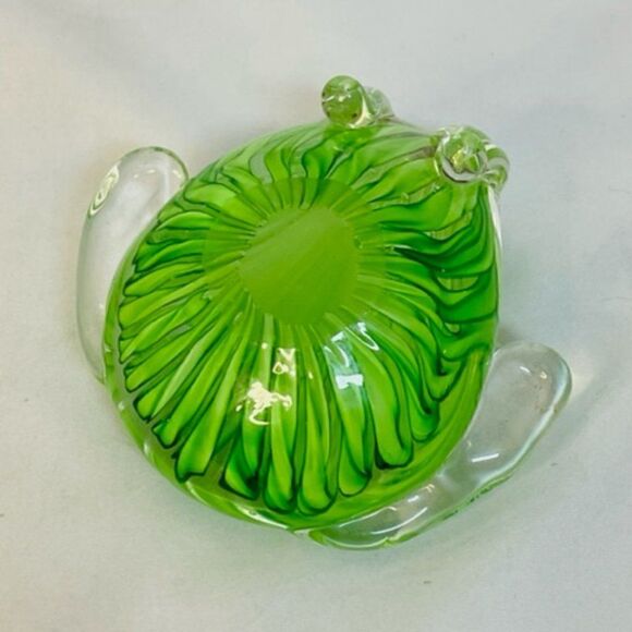 Art Glass Green & Clear Frog with Red Eyes Paperweight 4.25"L x 4"W x 2.5"H - Picture 2 of 6